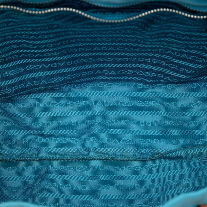 Prada Tessuto Tote Blue Very good condition - Model View