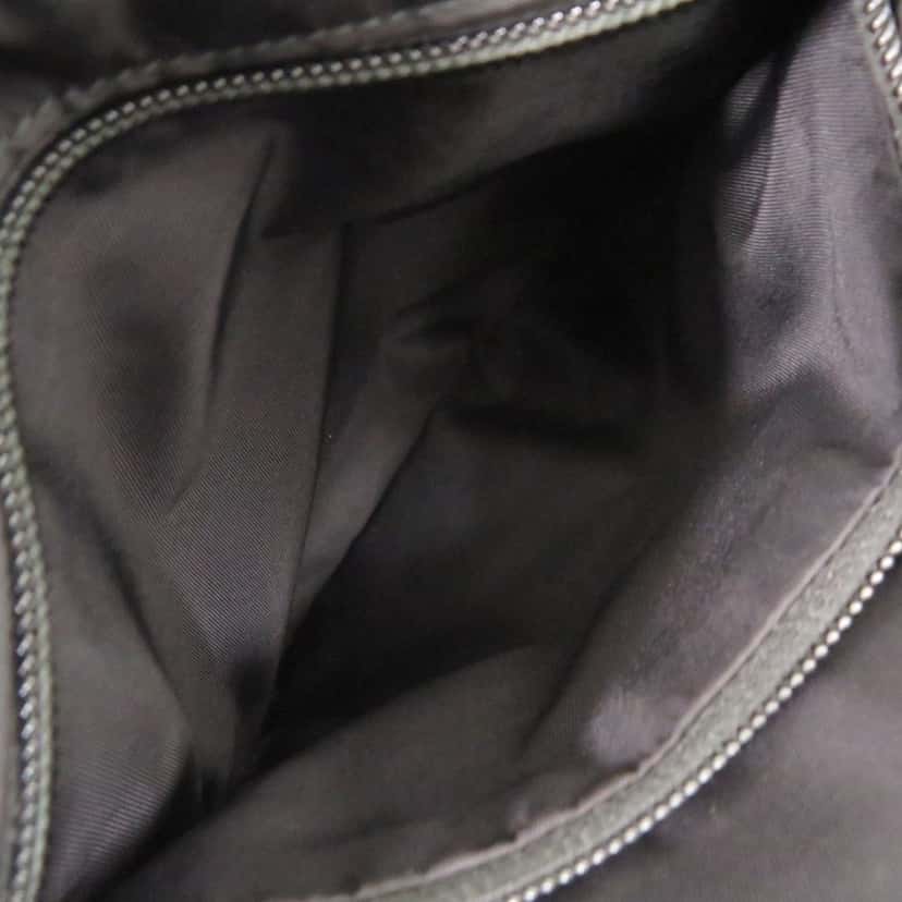 Gucci GG Nylon Crossbody Black Very good condition - Model View