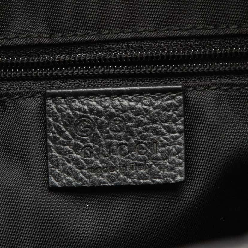 Gucci GG Nylon Toiletry Pouch Black Very good condition - Box View