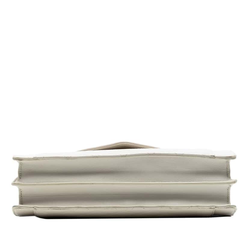 Saint Laurent Quilted Lambskin Monogram Gaby Crossbody White Leather Very good condition - Inside View
