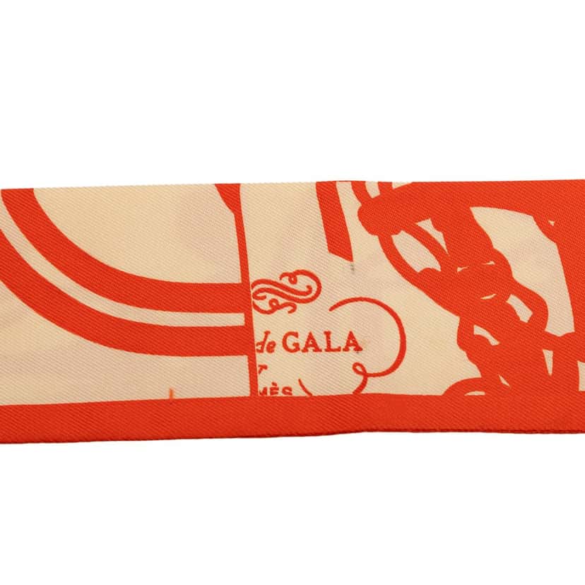 Hermès Brides De Gala Shadow Silk Twilly Scarf Orange Very good condition - Back View