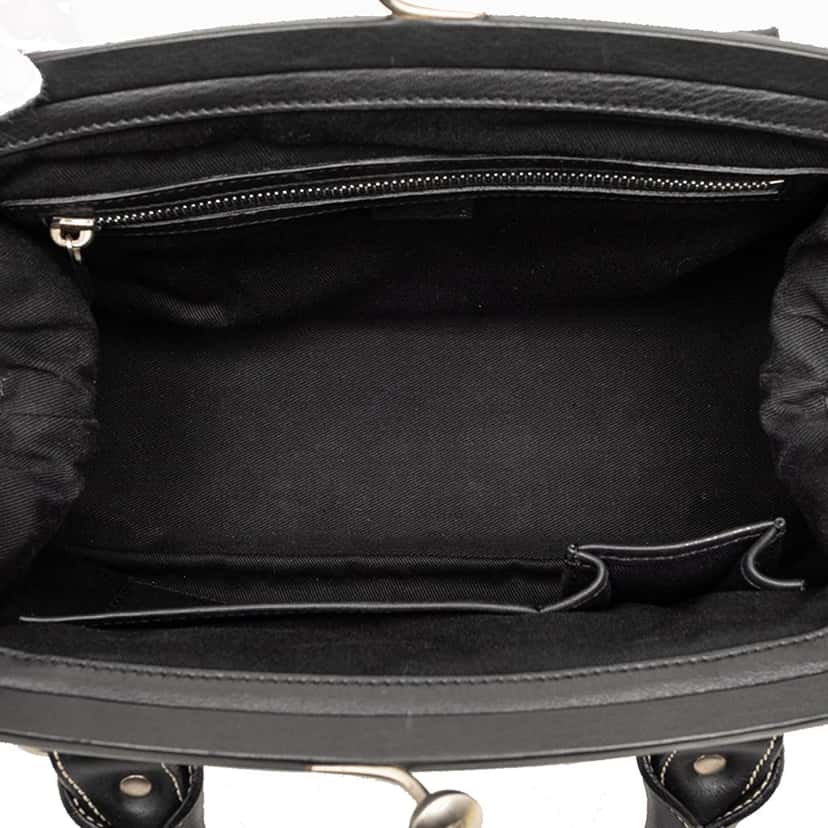 Celine Leather Boogie Clasp Handbag Black Leather Very good condition - Model View