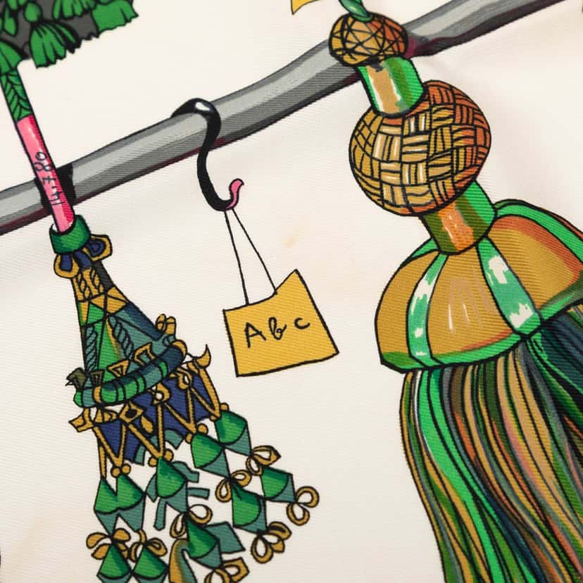 Hermès Passementerie Silk Scarf 90 White Very good condition - Box View