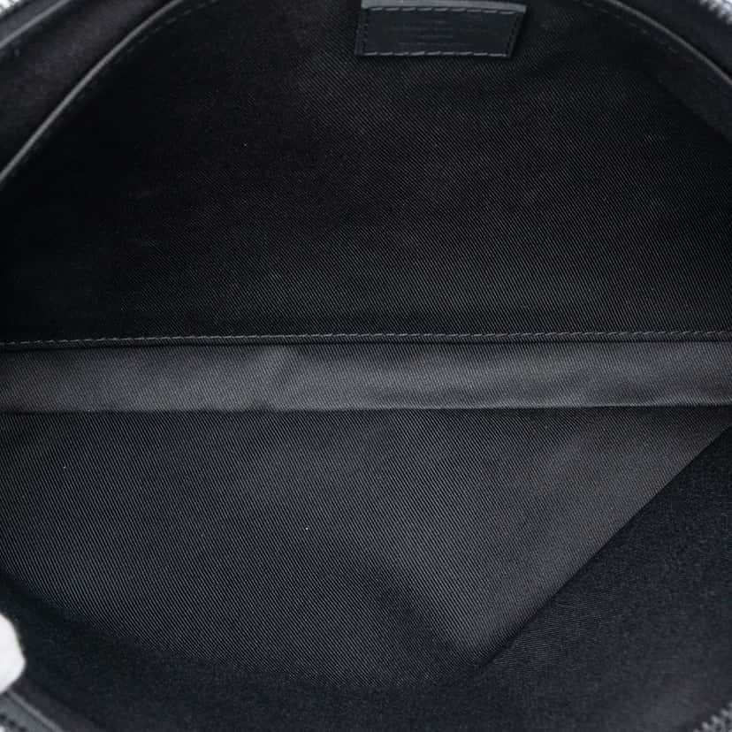 Louis Vuitton Monogram Shadow Discovery Pochette Black Leather Very good condition - Model View