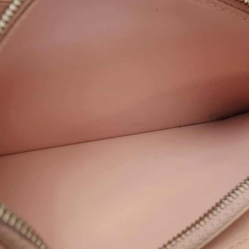 Louis Vuitton Monogram Mahina Zippy Long Wallet Pink Leather Very good condition - Model View