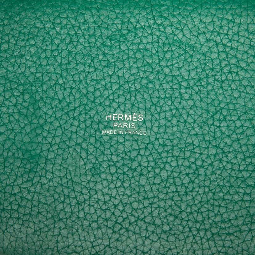 Hermès Clemence Picotin Lock 18 Green Leather Very good condition - Box View