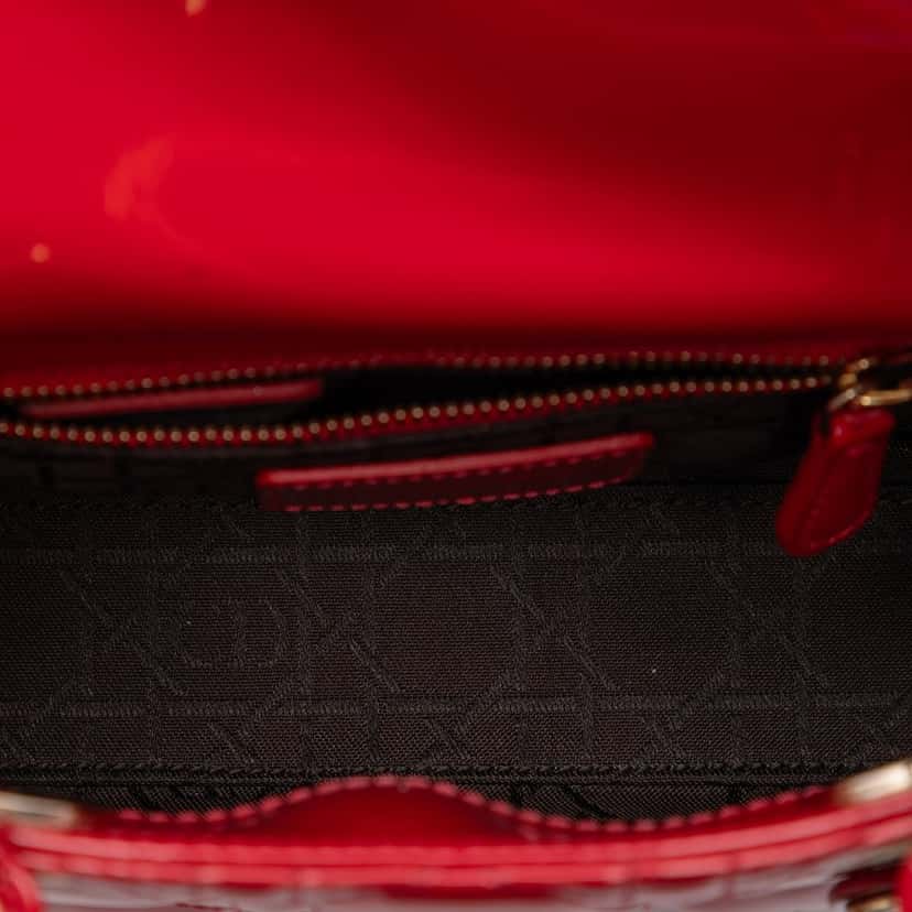 Dior Mini Patent Cannage Lady Dior Red Leather Very good condition - Model View