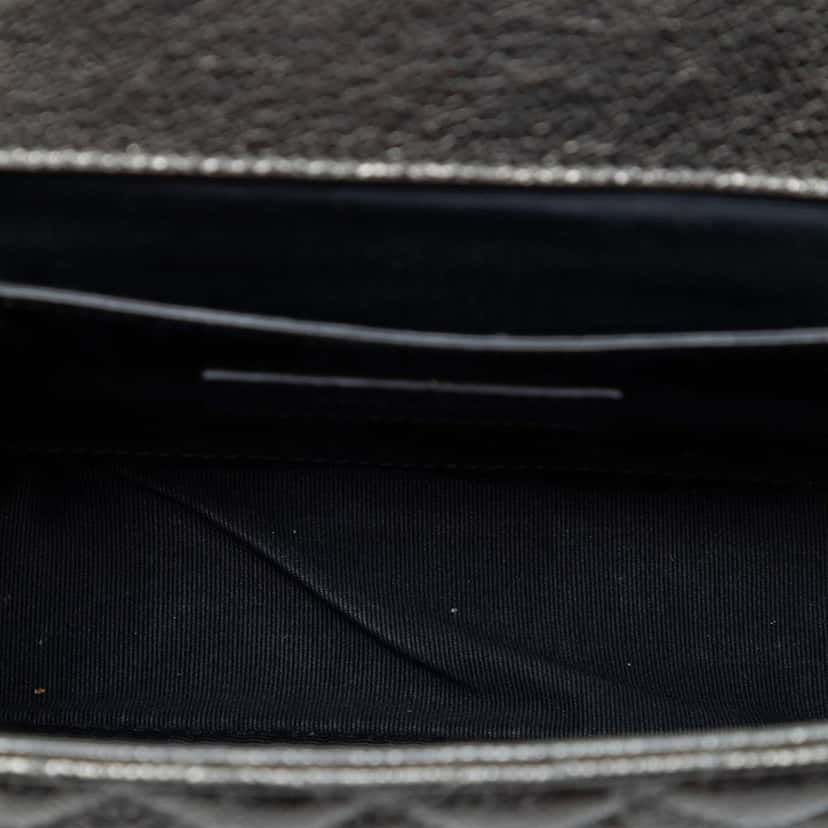 Saint Laurent Medium Iridescent Calfskin Triquilt Monogram College Bag Silver Leather Very good condition - Model View