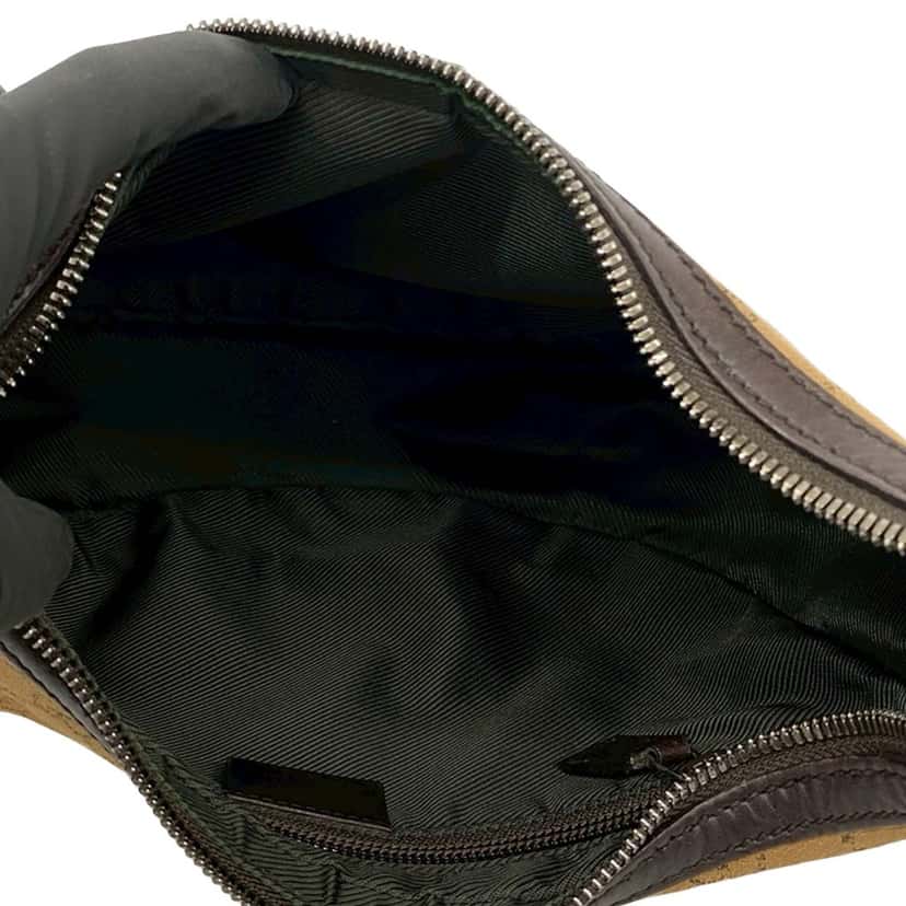 Gucci GG Denim Crossbody Brown Very good condition - Model View