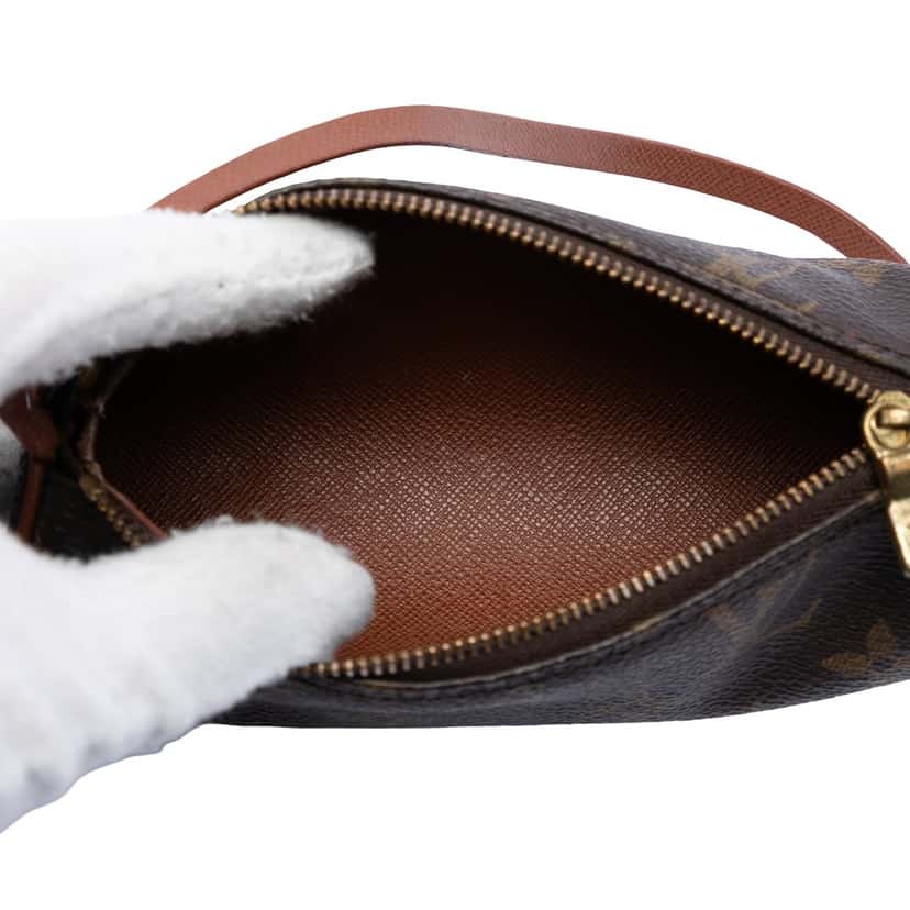 Louis Vuitton Monogram Papillon Pochette Brown Very good condition - Model View