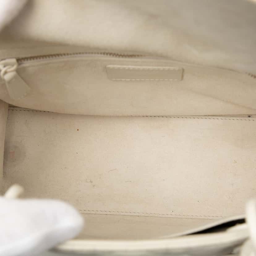 Dior Medium Lambskin Cannage Lady Dior White Leather Very good condition - Model View