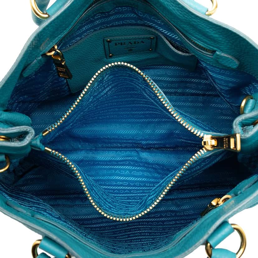 Prada Vitello Daino Open Convertible Tote Blue Leather Very good condition - Model View
