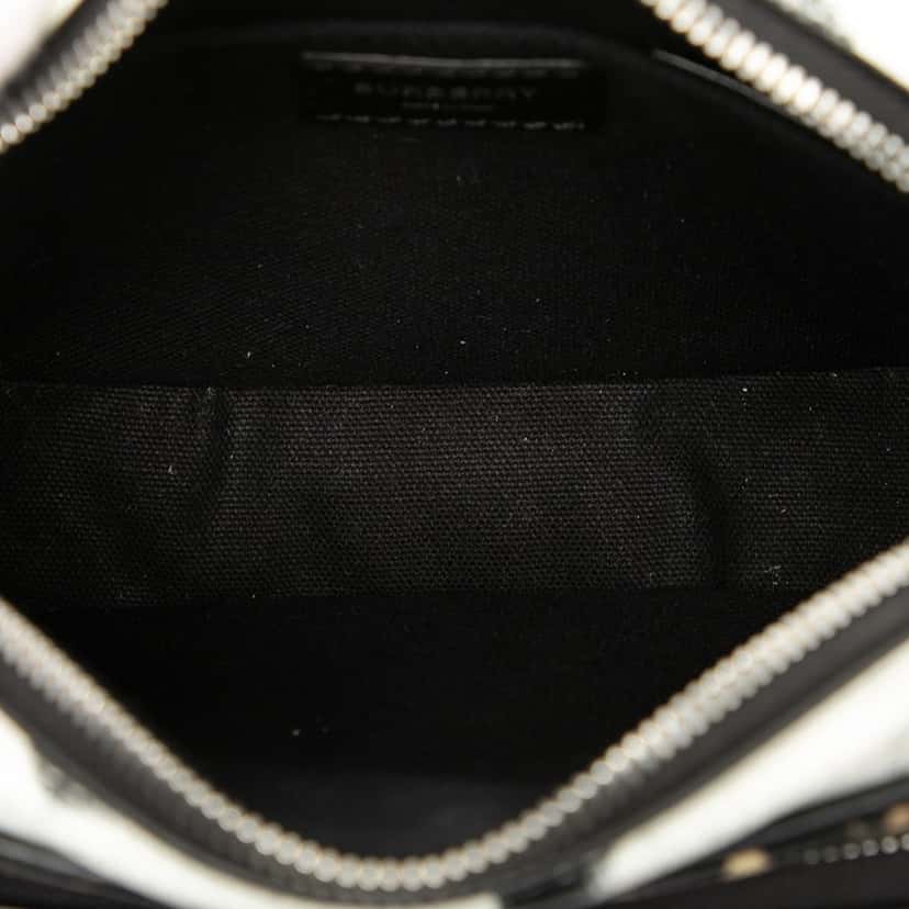 Burberry Leopard Printed Leather Camera Bag Brown Leather Very good condition - Model View