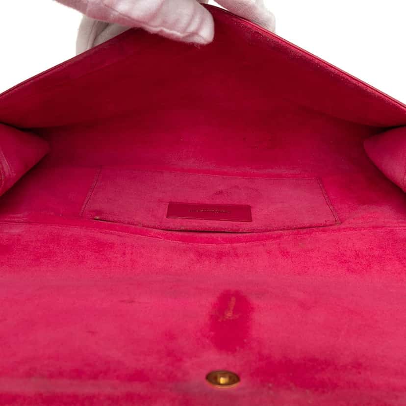 Saint Laurent Leather Chyc Ligne Clutch Pink Leather Very good condition - Model View