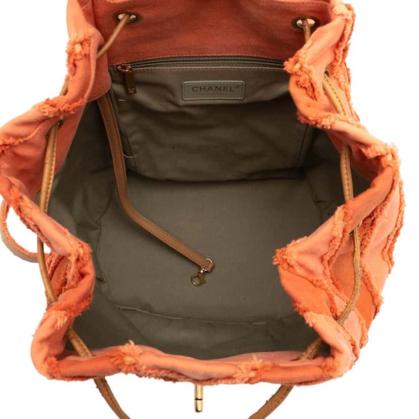 Chanel Paris Cuba Chevron Canvas Twist Drawstring Backpack Orange Good condition - Model View