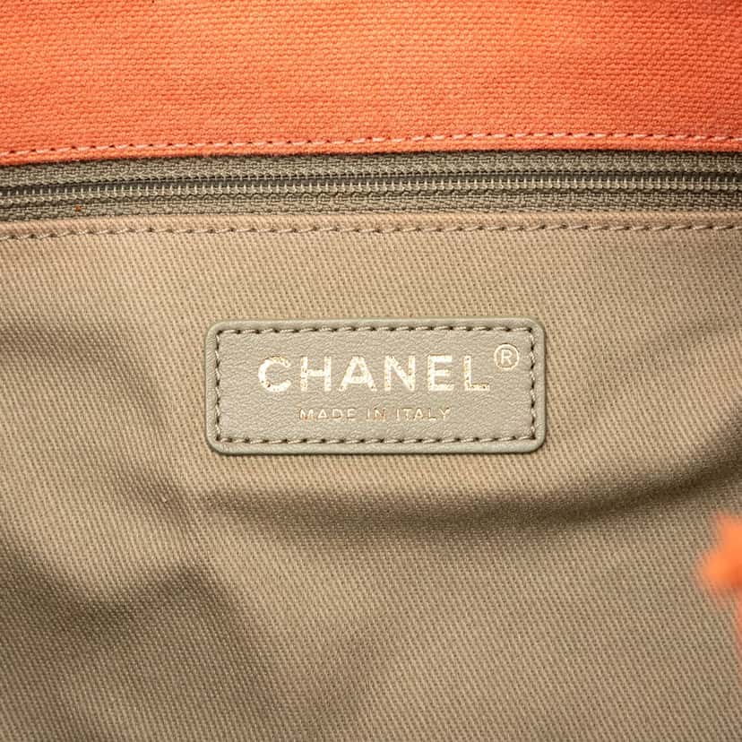 Chanel Paris Cuba Chevron Canvas Twist Drawstring Backpack Orange Good condition - Box View