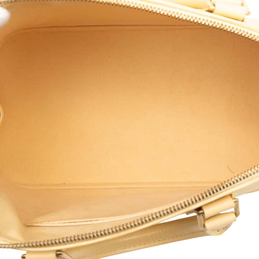 Louis Vuitton Epi Alma PM Beige Leather Very good condition - Model View