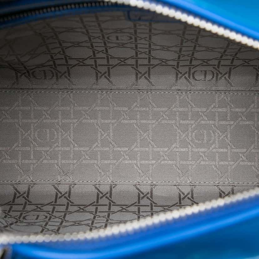 Dior Large Patent Cannage Lady Dior Blue Leather Very good condition - Model View