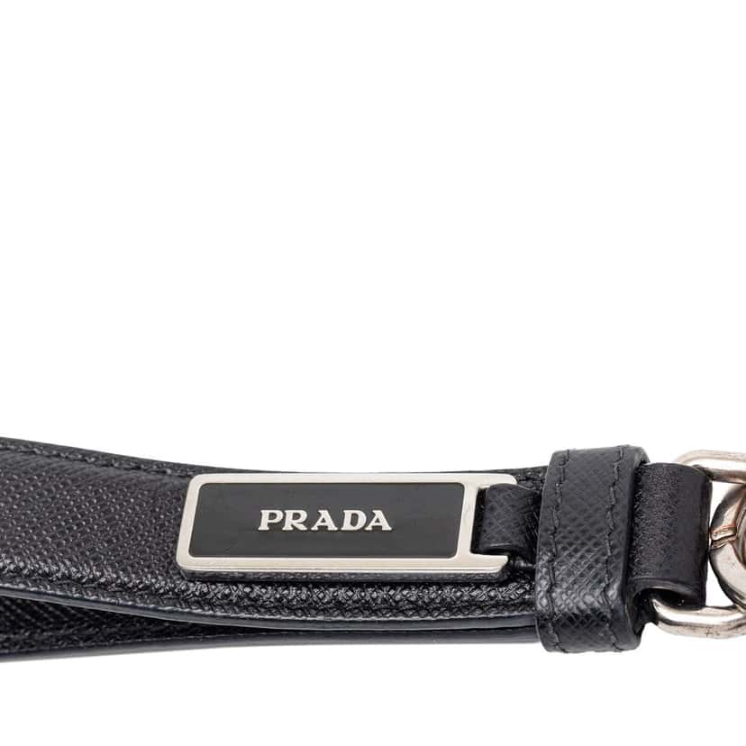 Prada Saffiano Logo Key Chain Black Leather Very good condition - Inside View