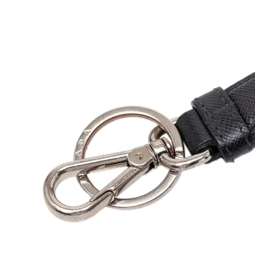 Prada Saffiano Logo Key Chain Black Leather Very good condition - Model View