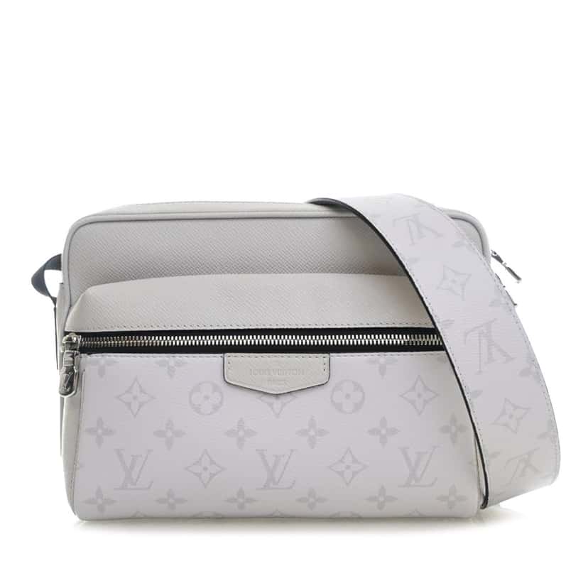 Louis Vuitton Monogram Taigarama Outdoor Messenger White Leather Very good condition - Front View