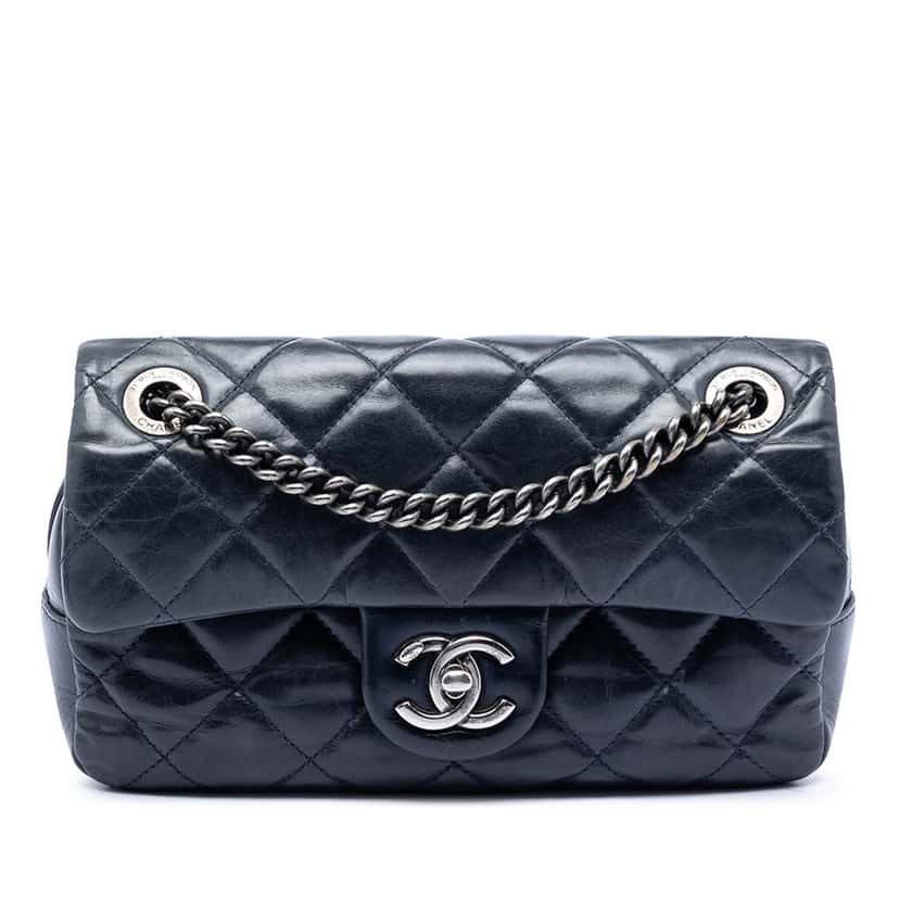 Chanel Small Glazed Calfskin Duo Color Flap Blue Leather Very good condition - Front View