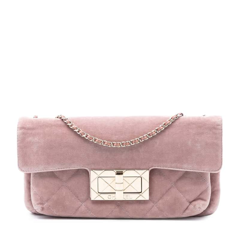 Chanel Quilted Velvet Giant Mademoiselle Turnlock Shoulder Bag Pink Very good condition - Front View