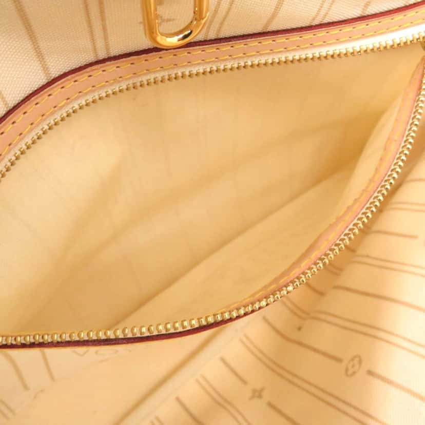 Louis Vuitton Damier Azur Neverfull PM White Very good condition - Box View