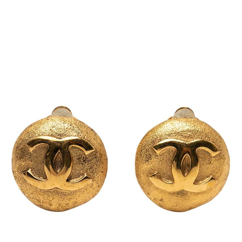 Chanel CC Gold Plated Round Clip On Earrings Gold Metal Very good condition - Front View