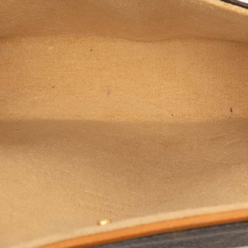 Louis Vuitton Monogram Pochette Florentine Brown Very good condition - Model View