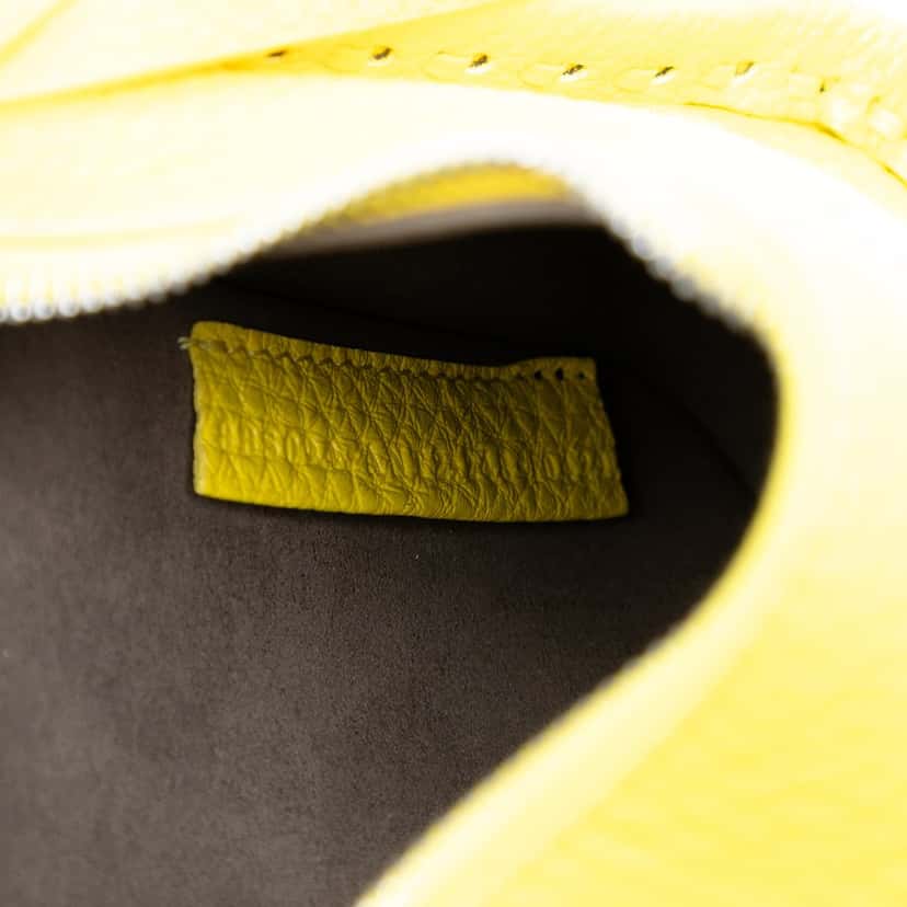 Fendi Mini Cuoio Romano Selleria Fendessence Handbag Yellow Leather Very good condition - Box View