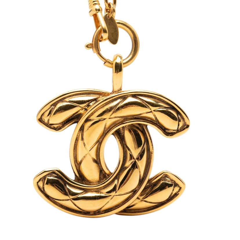 Chanel CC Gold Plated Quilted Pendant Necklace Gold Metal Very good condition - Back View