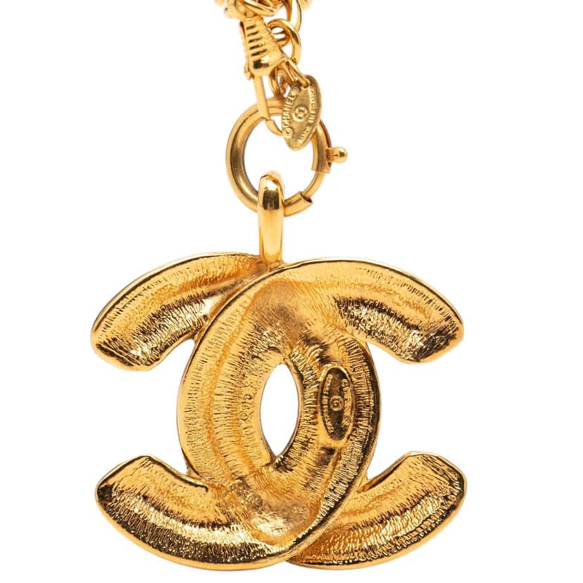 Chanel CC Gold Plated Quilted Pendant Necklace Gold Metal Very good condition - Inside View