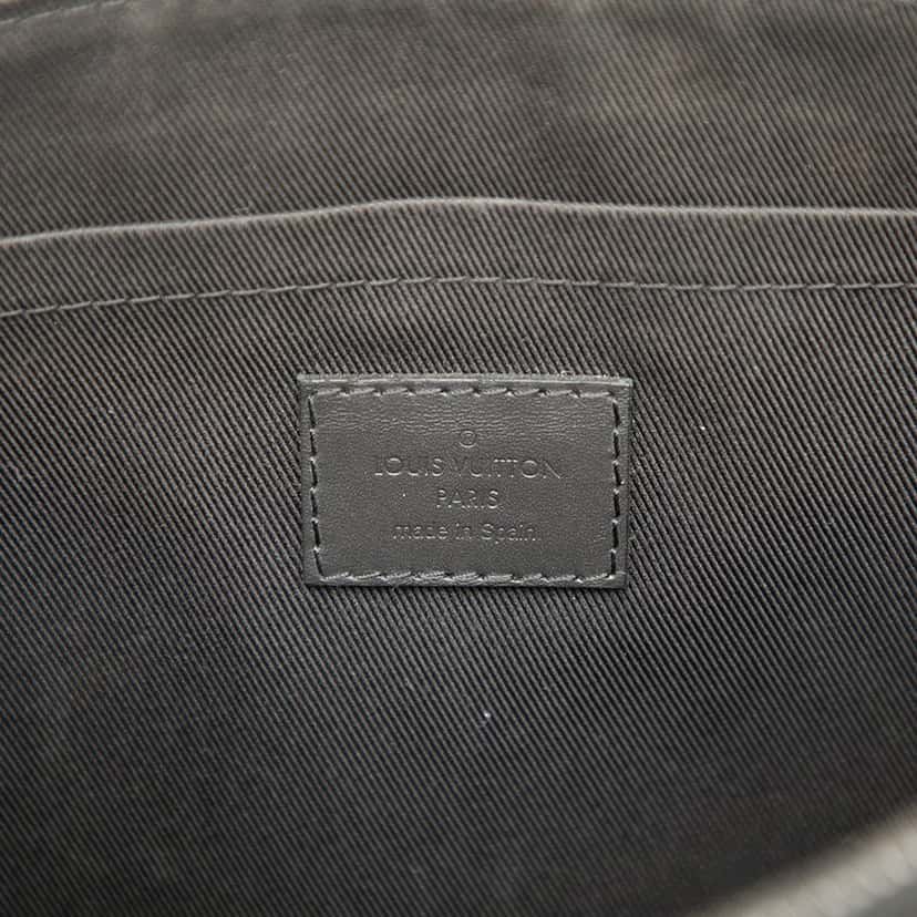 Louis Vuitton Monogram Shadow Discovery Pochette Black Leather Very good condition - Box View