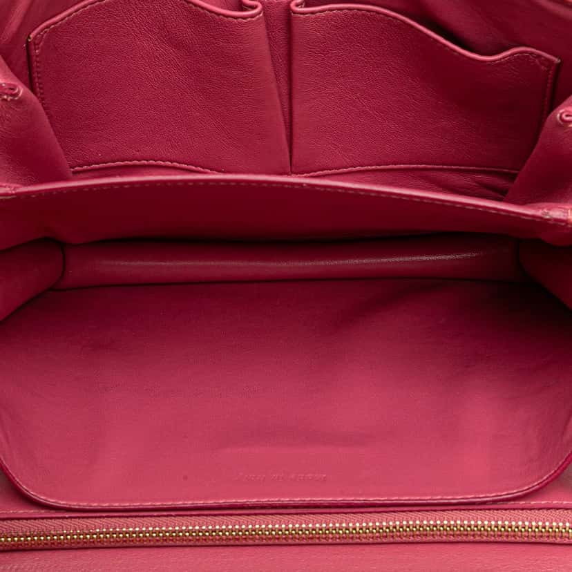 Celine Medium Calfskin Classic Box Pink Leather Very good condition - Model View