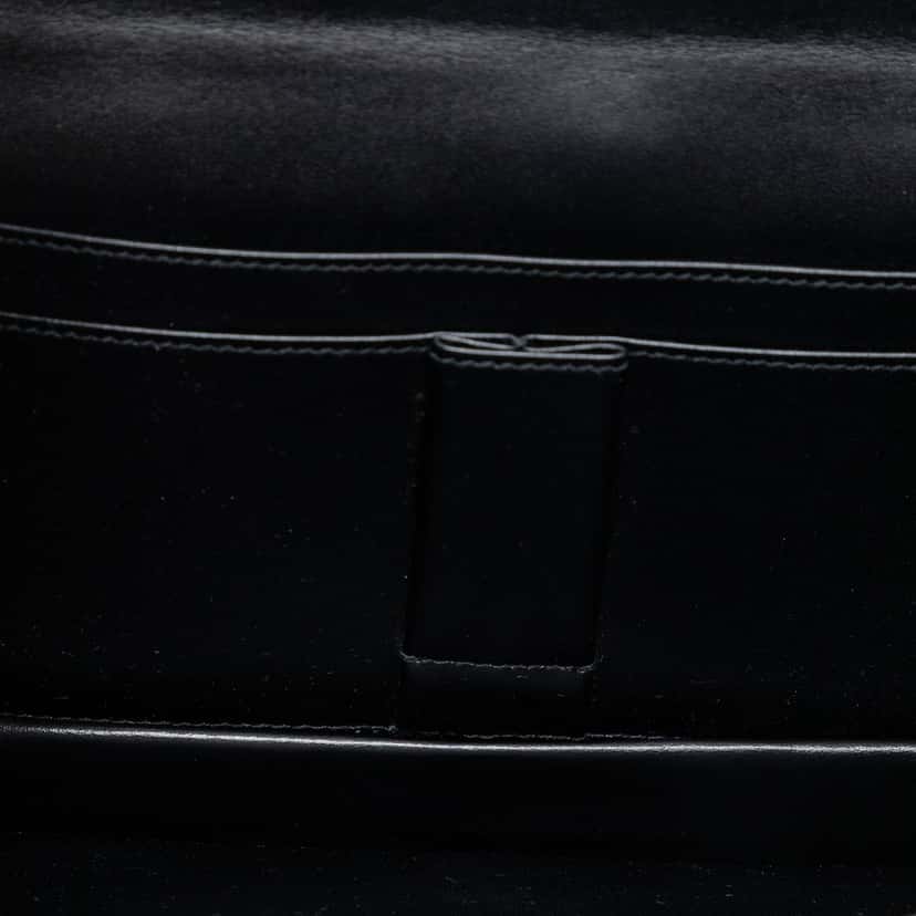 Dior Smooth Calfskin Handbag Black Leather Very good condition - Model View