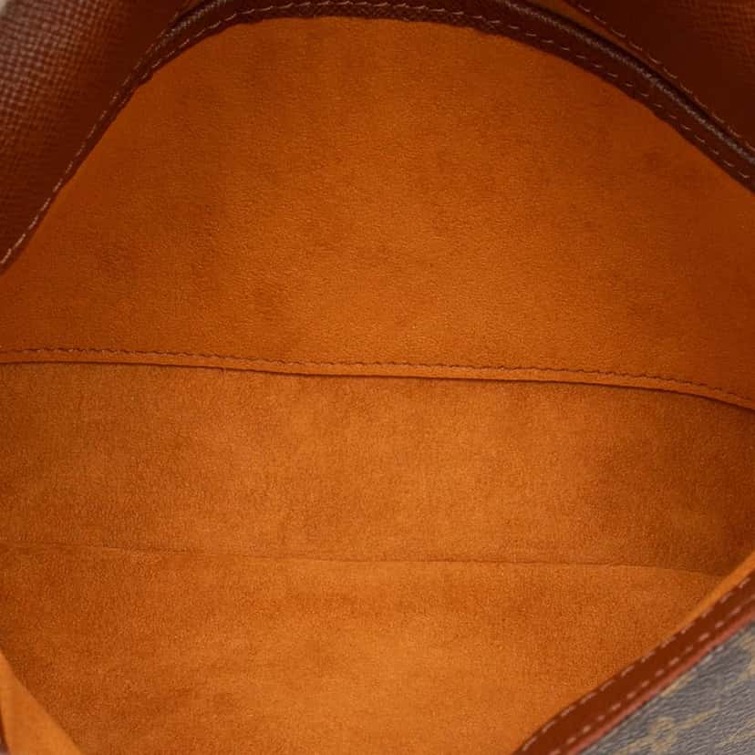 Louis Vuitton Monogram Musette Tango Short Strap Brown Very good condition - Model View