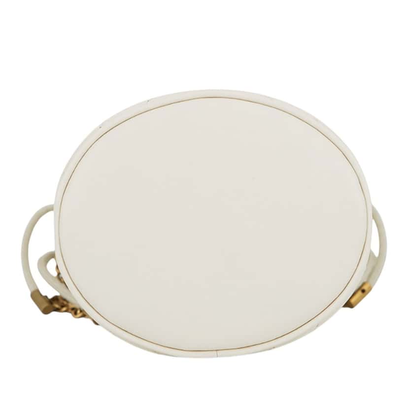 Gucci Small GG Marmont Matelasse Calfskin Bucket Bag White Leather Very good condition - Inside View