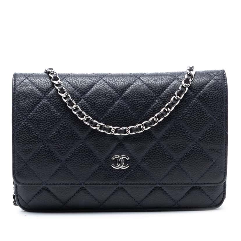 Chanel CC Quilted Caviar Wallet on Chain Blue Leather Very good condition - Front View