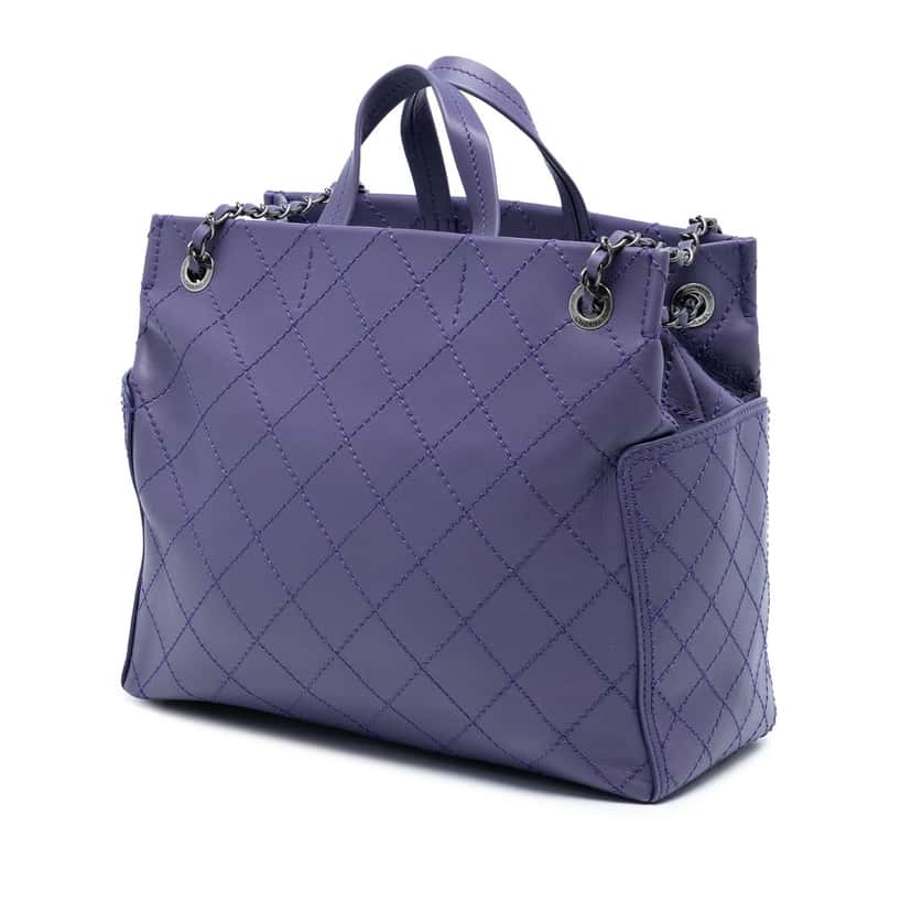 Chanel Medium CC Quilted Calfskin Pocket Tote Purple Leather Never worn, with tag - Back View