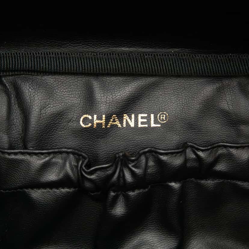 Chanel CC Caviar Vanity Bag Black Leather Very good condition - Box View
