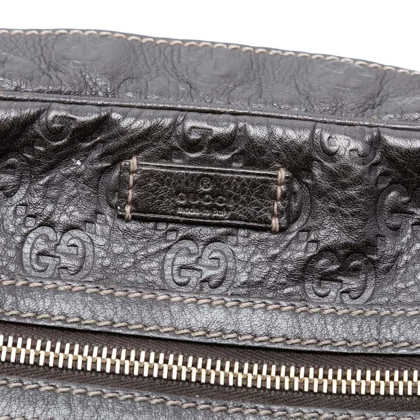 Gucci Guccissima Crossbody Black Leather Very good condition - Box View