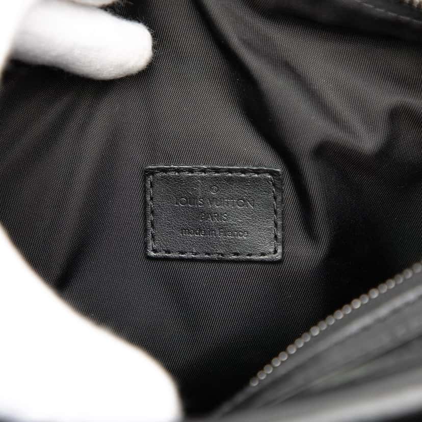 Louis Vuitton Monogram Camouflage Nylon Soft Trunk Green Very good condition - Box View