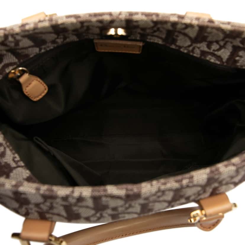Dior Diorissimo Trotter Canvas Tote Brown Very good condition - Model View