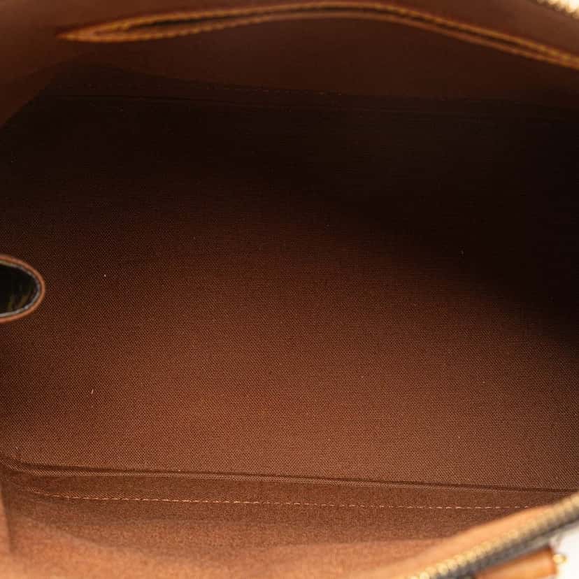 Louis Vuitton Monogram Alma PM Brown Good condition - Model View