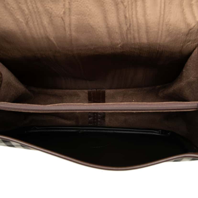 Burberry Haymarket Check Canvas Crossbody Beige Very good condition - Model View