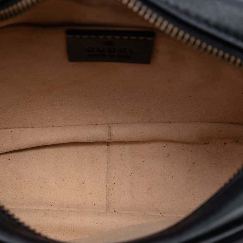 Gucci Mini GG Marmont Matelasse Leather Crossbody Black Leather Very good condition - Model View