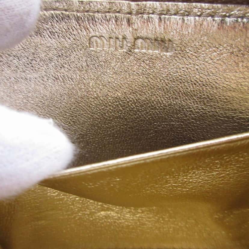 Miu Miu Matelasse Nappa Coin Pouch Gold Leather Very good condition - Model View