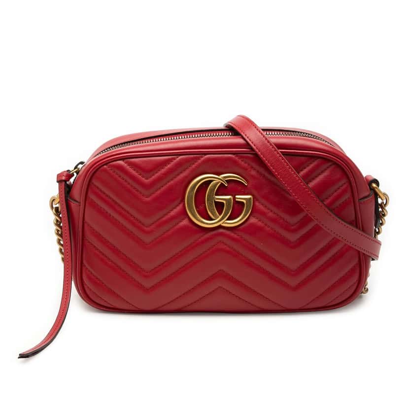 Gucci Small GG Marmont Matelasse Leather Crossbody Red Leather Very good condition - Front View