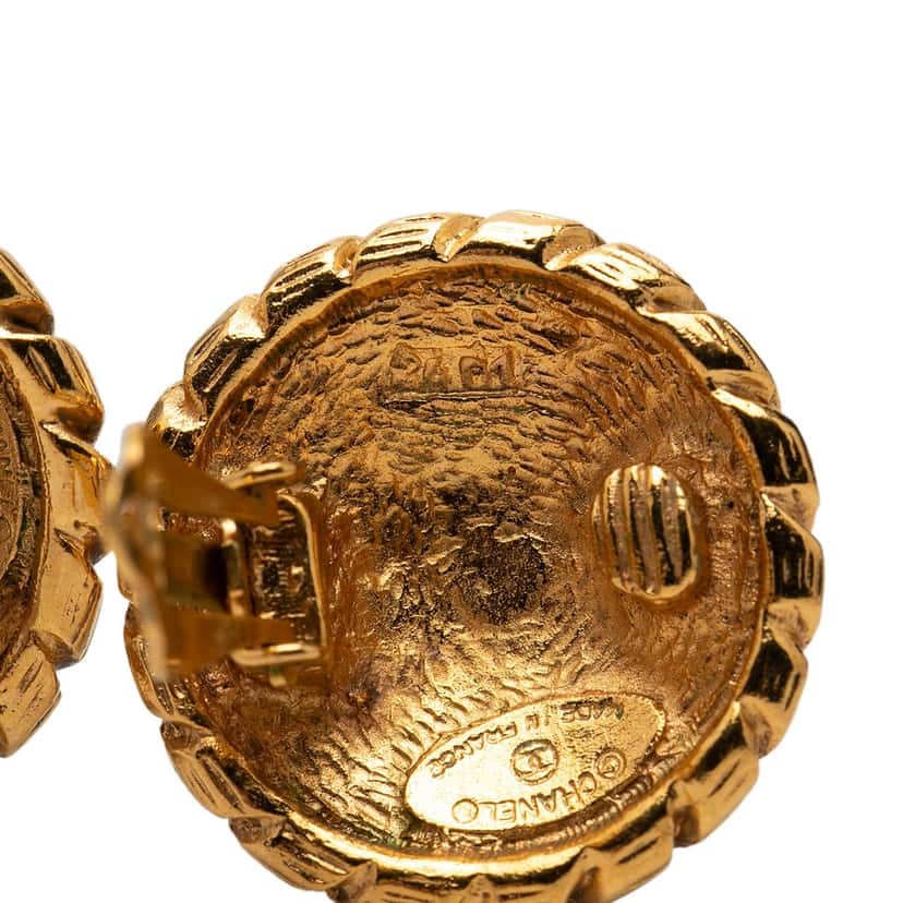 Chanel CC Gold Plated Sunburst Round Clip On Earrings Gold Metal Very good condition - Model View